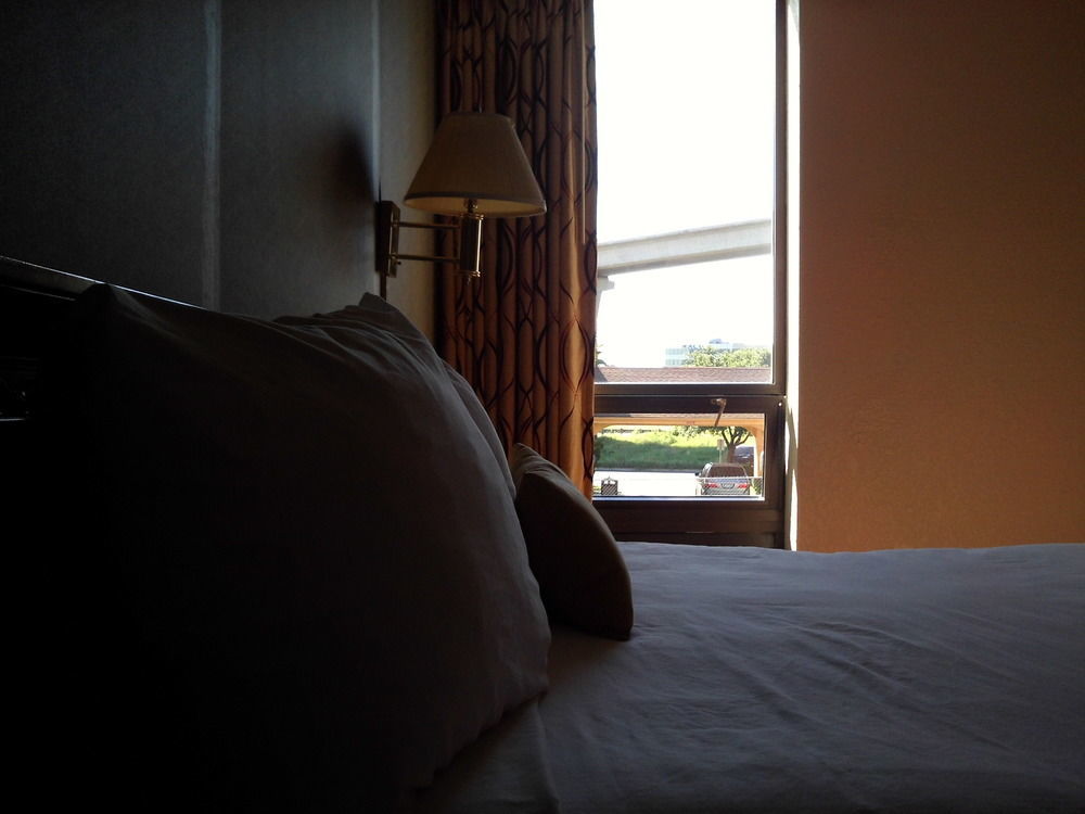 Best Western Plus Austin Central Esterno foto